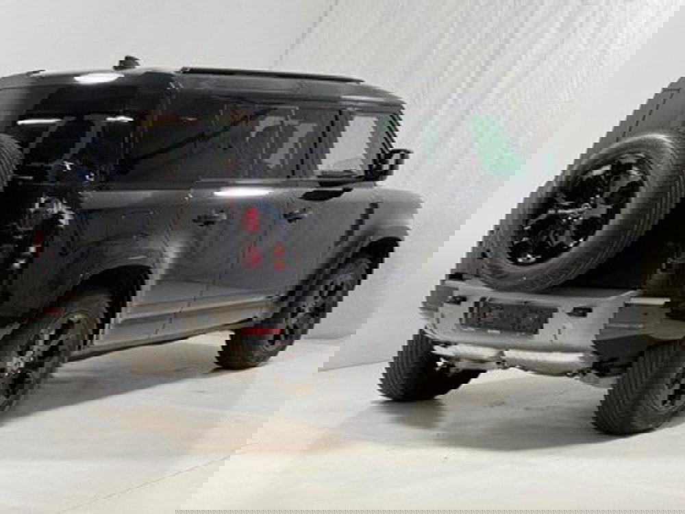 Land Rover Defender usata a Bolzano (2)