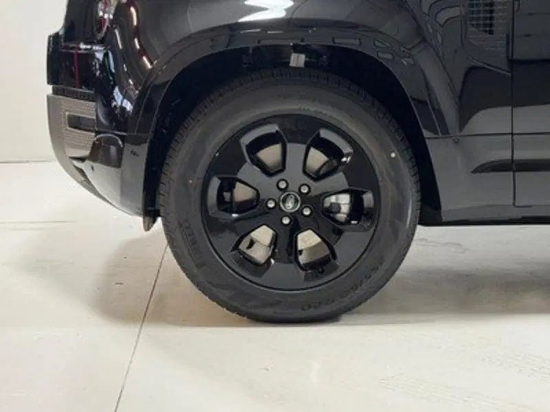 Land Rover Defender usata a Bolzano (9)
