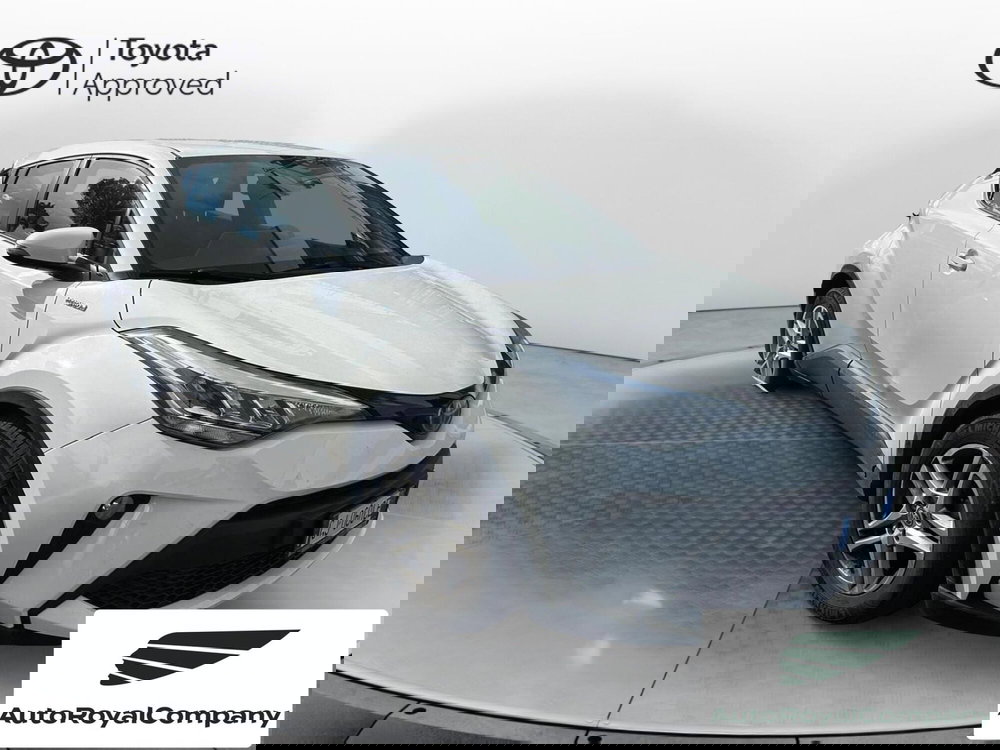 Toyota Toyota C-HR usata a Roma (12)