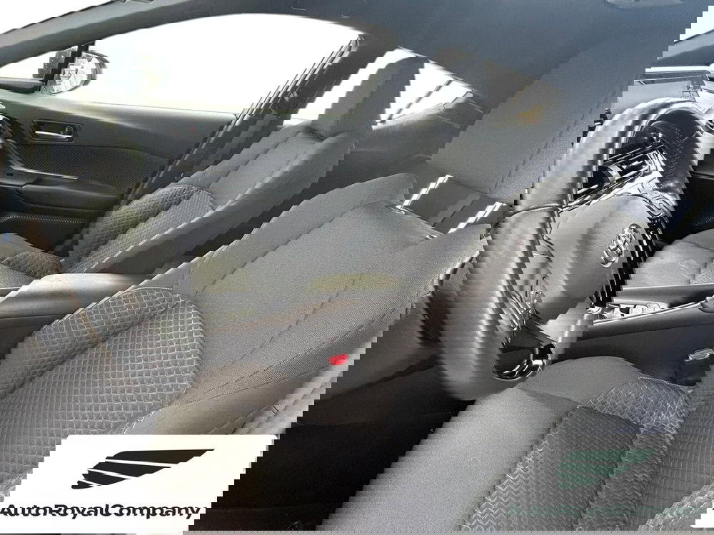Toyota Toyota C-HR usata a Roma (7)