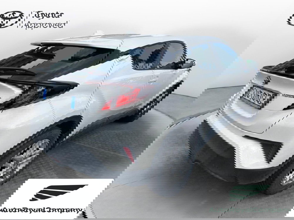 Toyota Toyota C-HR usata a Roma (8)