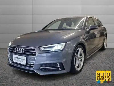 Audi A4 2.0 TDI 150 CV S tronic S line edition del 2018 usata a Salerno