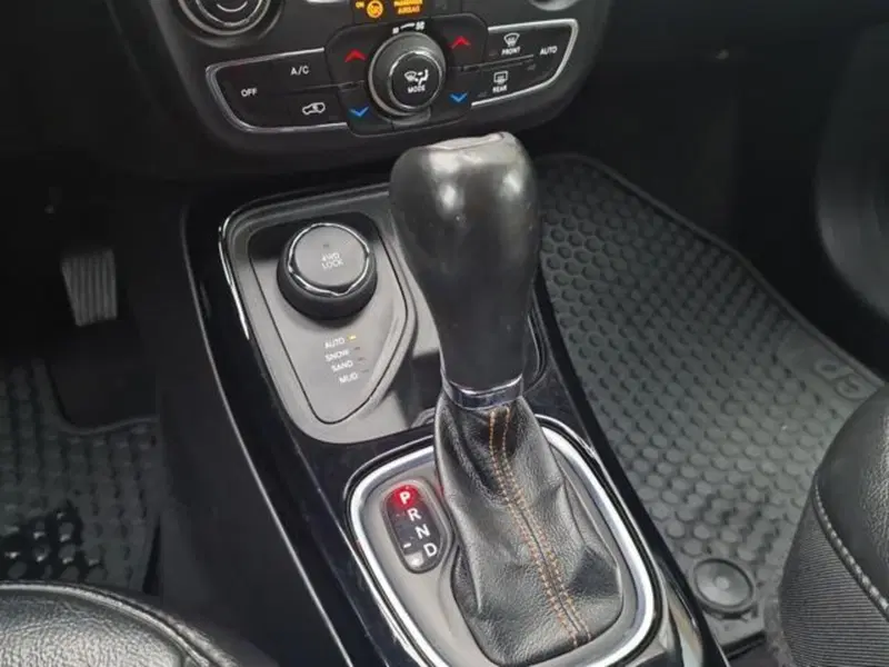 Jeep Compass usata a Salerno (17)