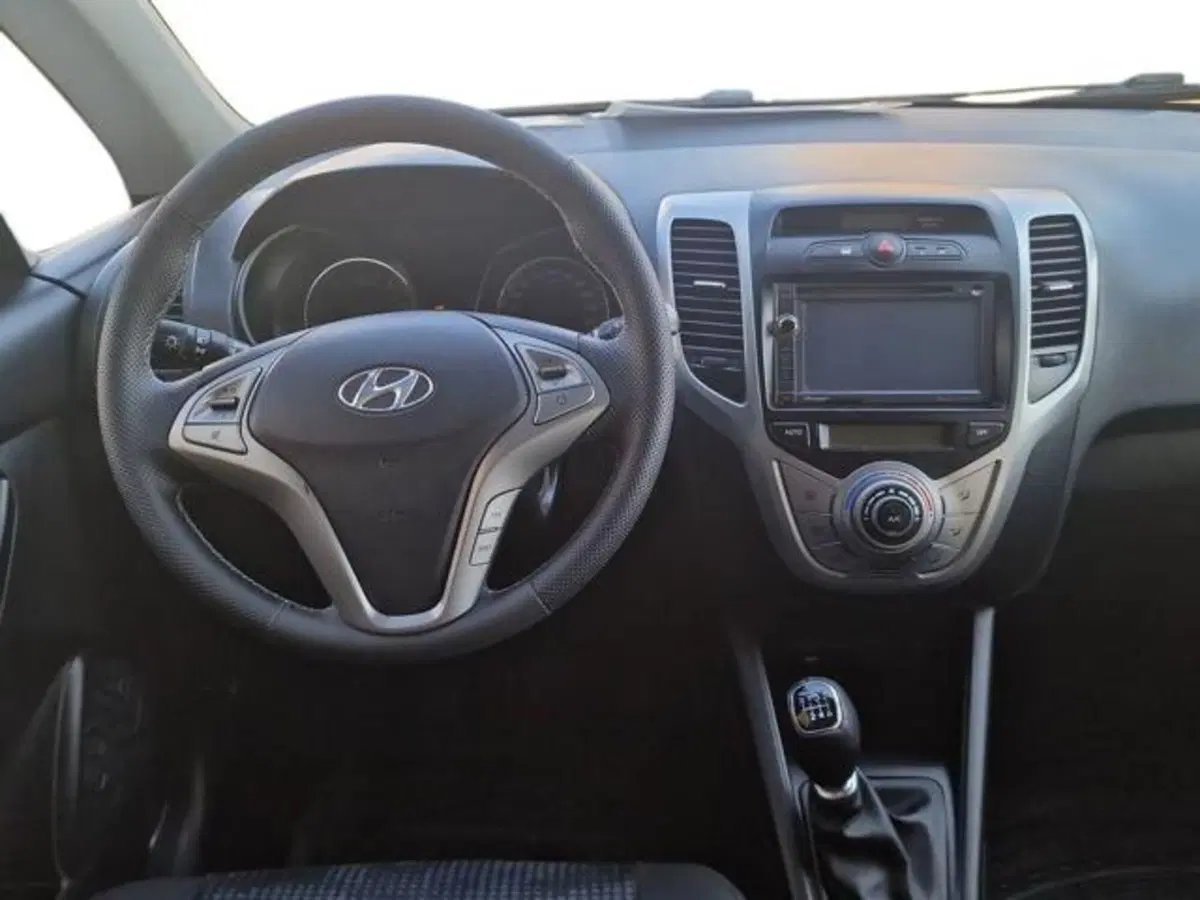 Hyundai ix20 usata a Salerno (10)