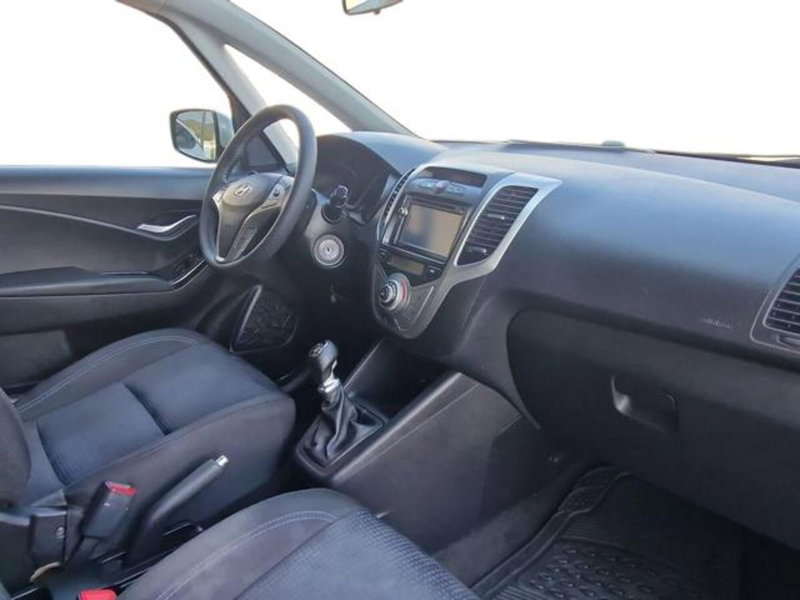 Hyundai ix20 usata a Salerno (13)
