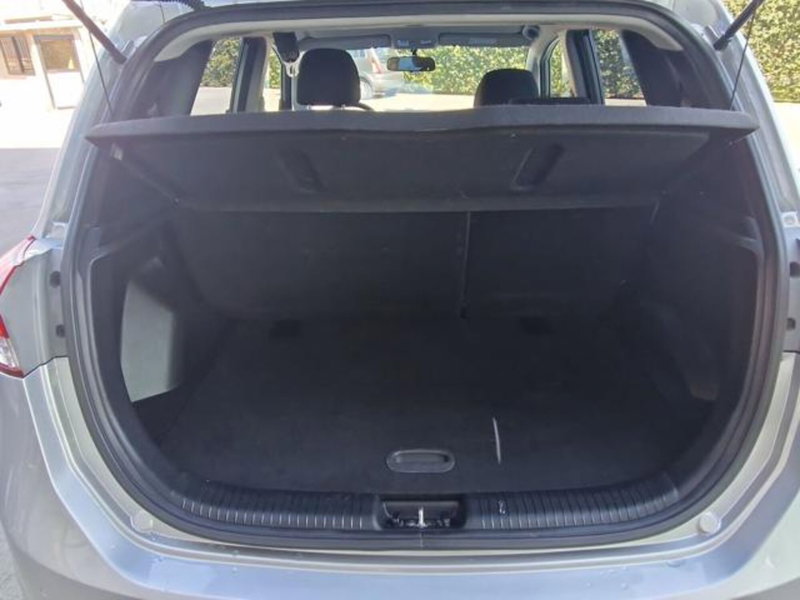Hyundai ix20 usata a Salerno (19)