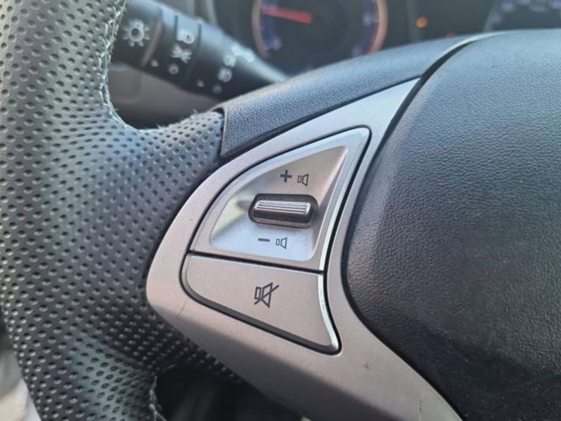 Hyundai ix20 usata a Salerno (20)