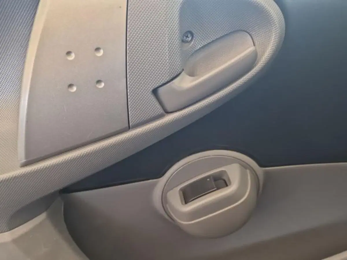 Peugeot 107 usata a Salerno (19)