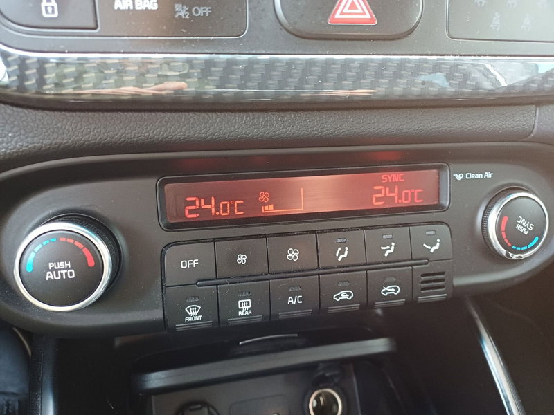 Kia Carens usata a Modena (19)