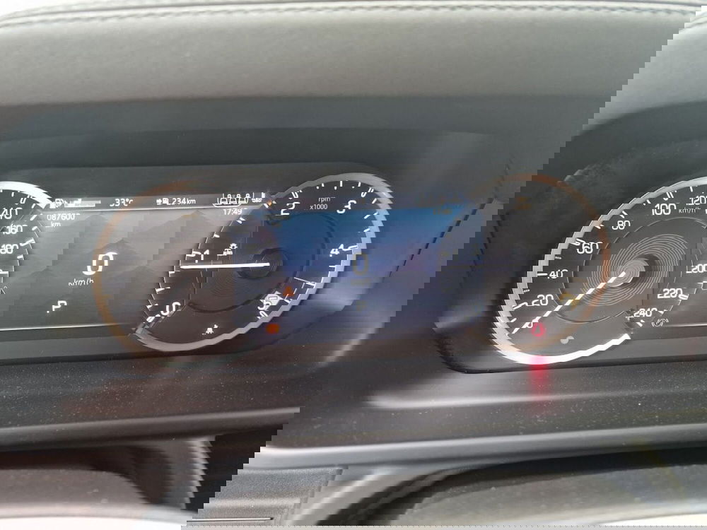 Land Rover Defender usata a Novara (14)