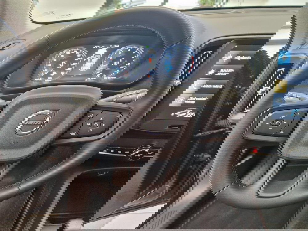 Volvo XC40 usata a Novara (10)