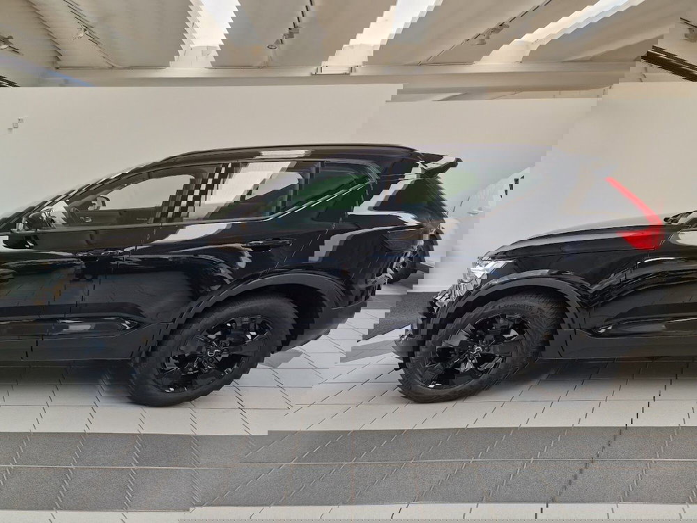 Volvo XC40 usata a Novara (6)