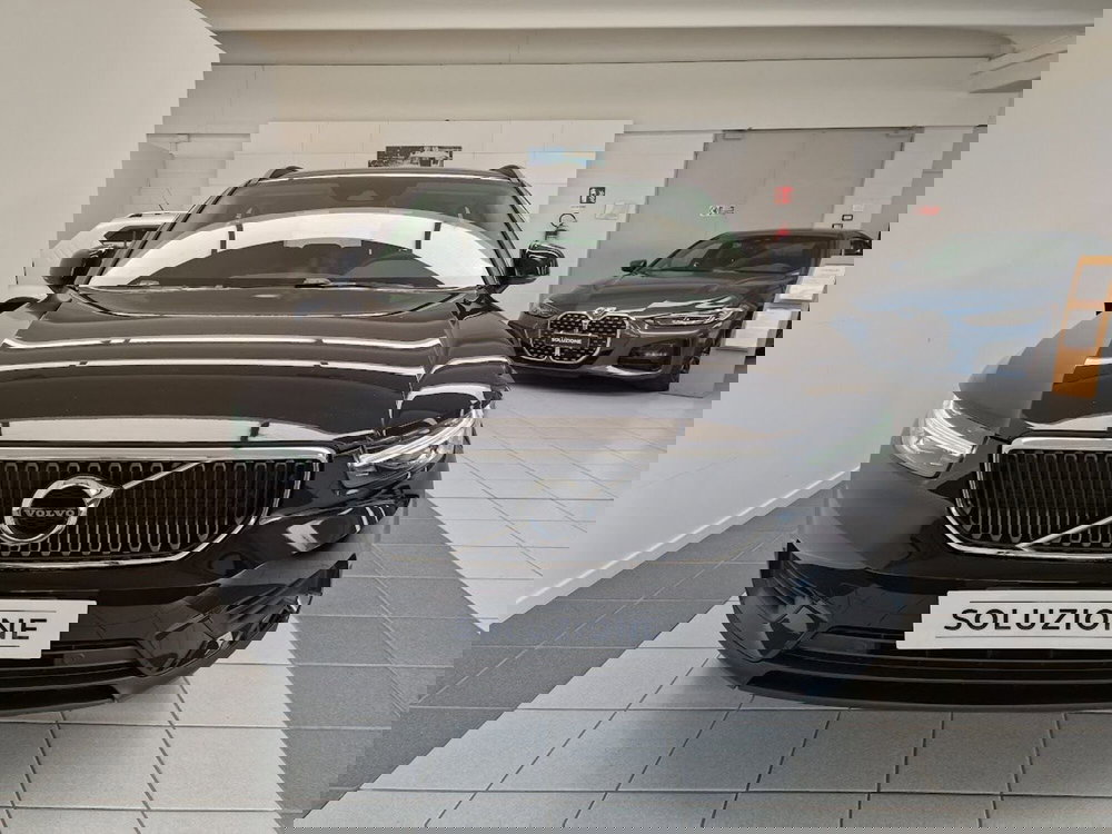 Volvo XC40 usata a Novara (8)