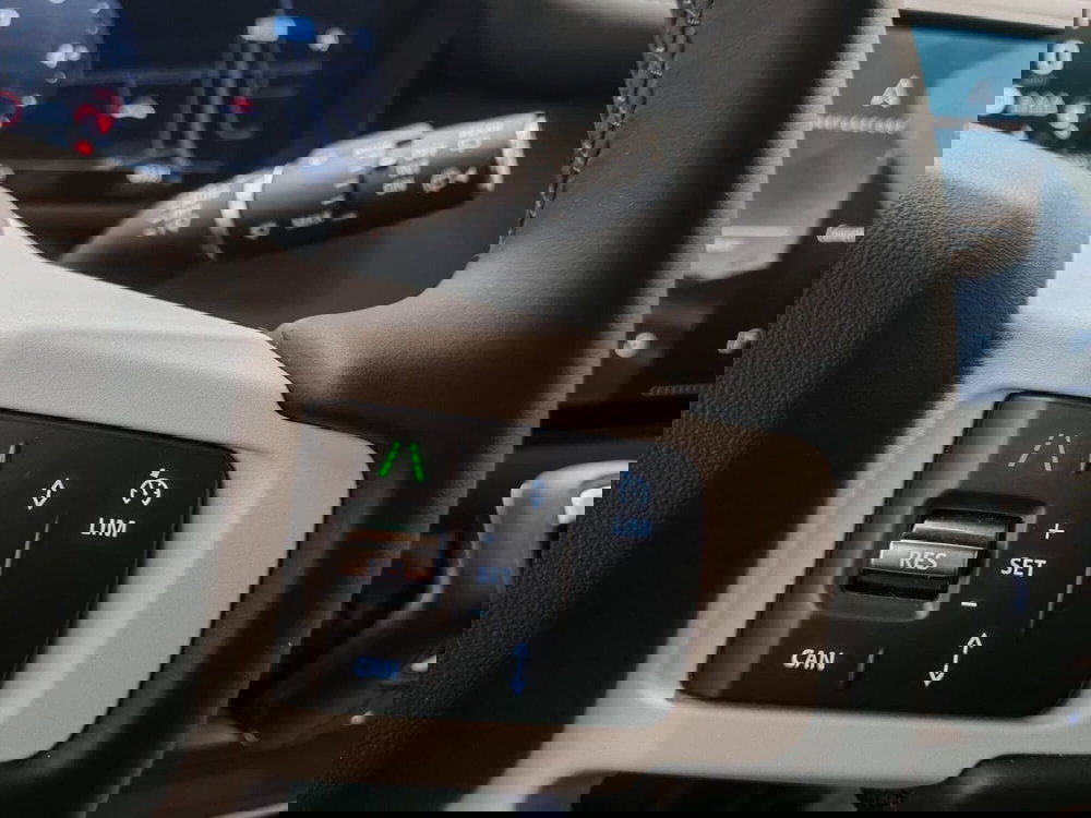 Land Rover Defender usata a Novara (16)