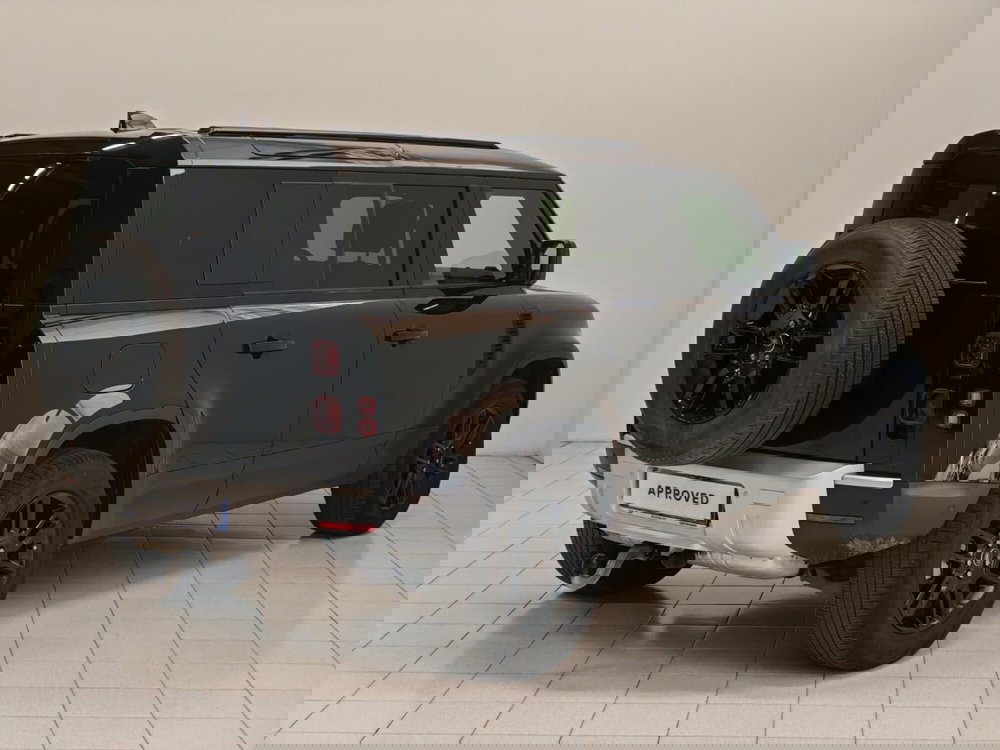 Land Rover Defender usata a Novara (2)