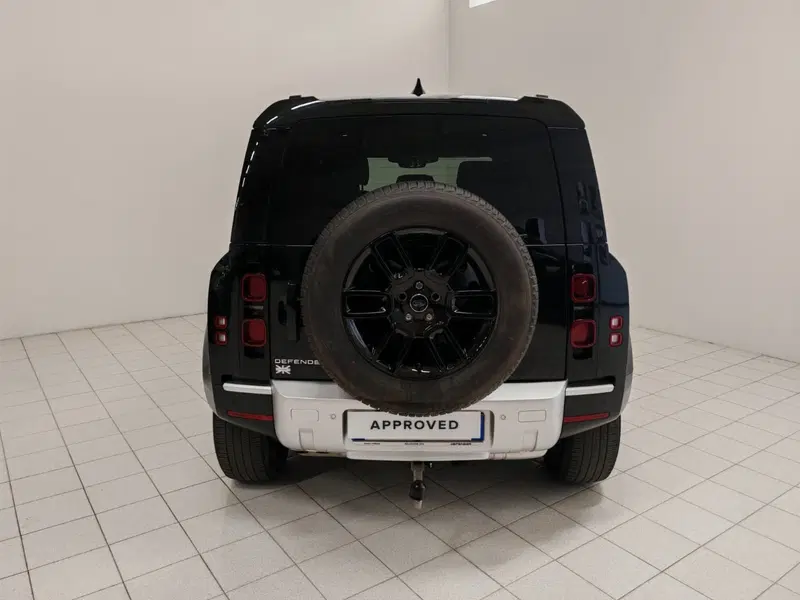 Land Rover Defender usata a Novara (7)