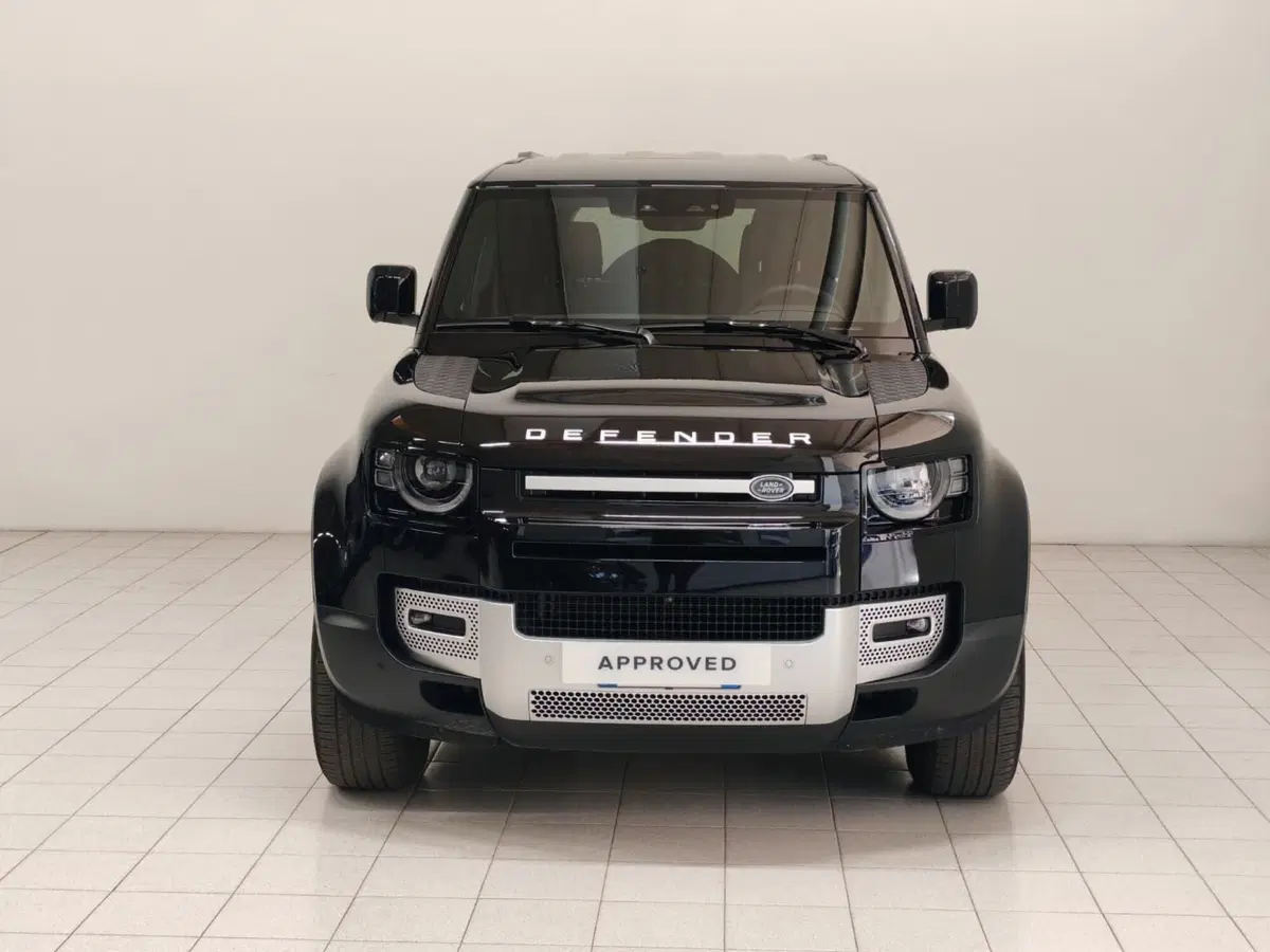 Land Rover Defender usata a Novara (8)