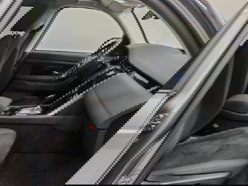 Land Rover Discovery Sport usata a Novara (4)