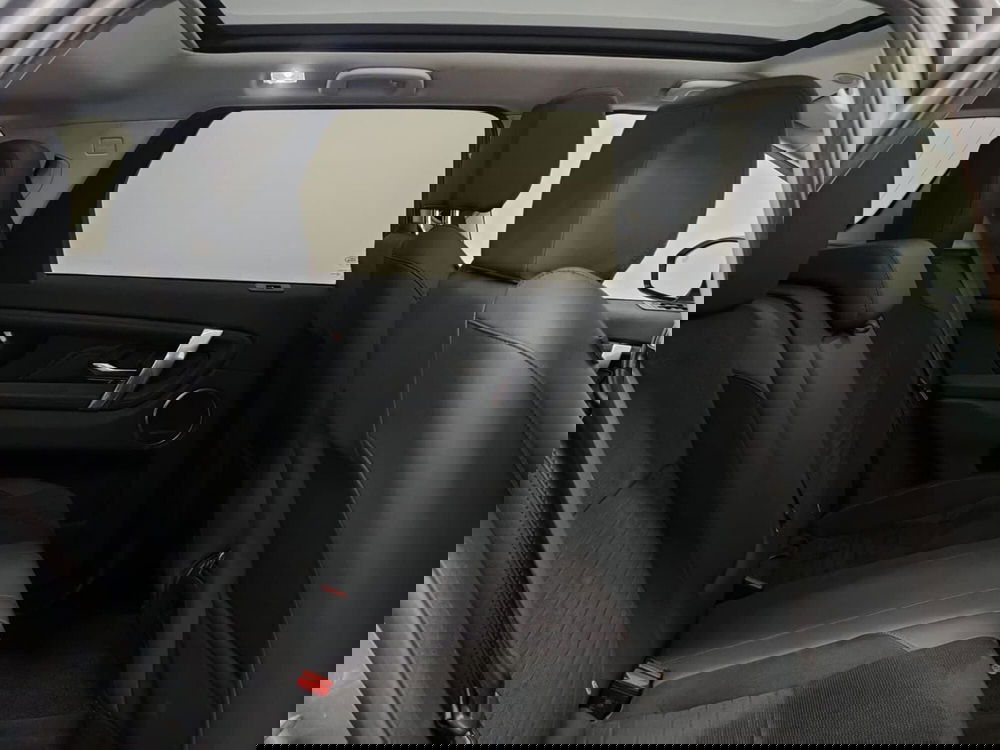 Land Rover Discovery Sport usata a Novara (5)