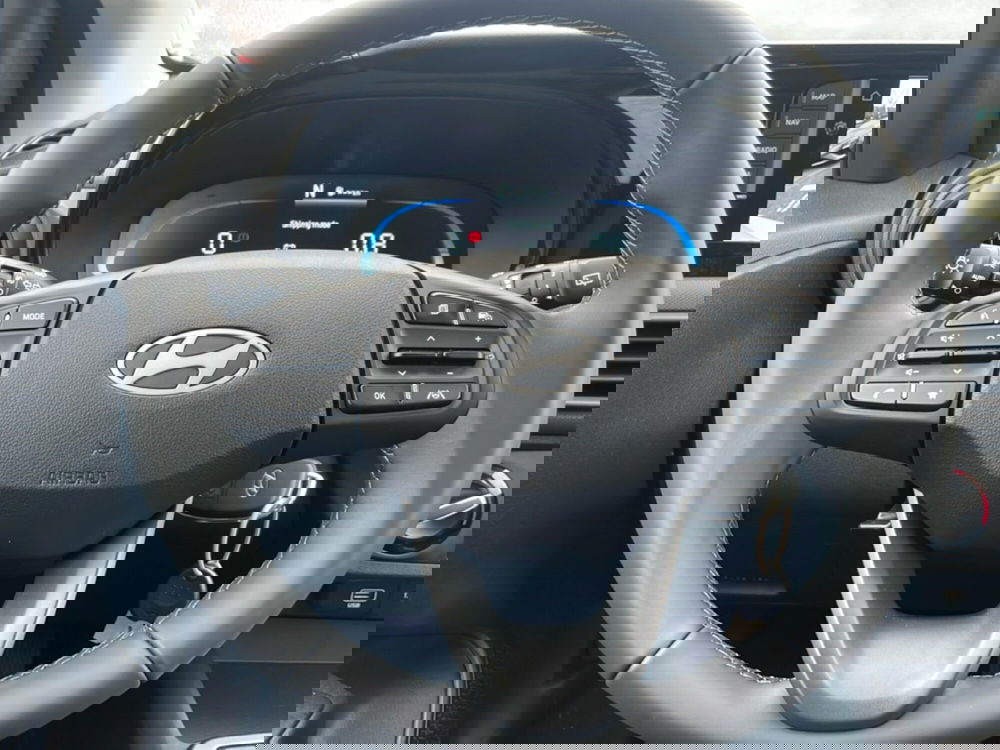 Hyundai i10 nuova a Roma (16)