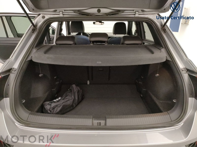 Volkswagen T-Roc usata a Varese (9)