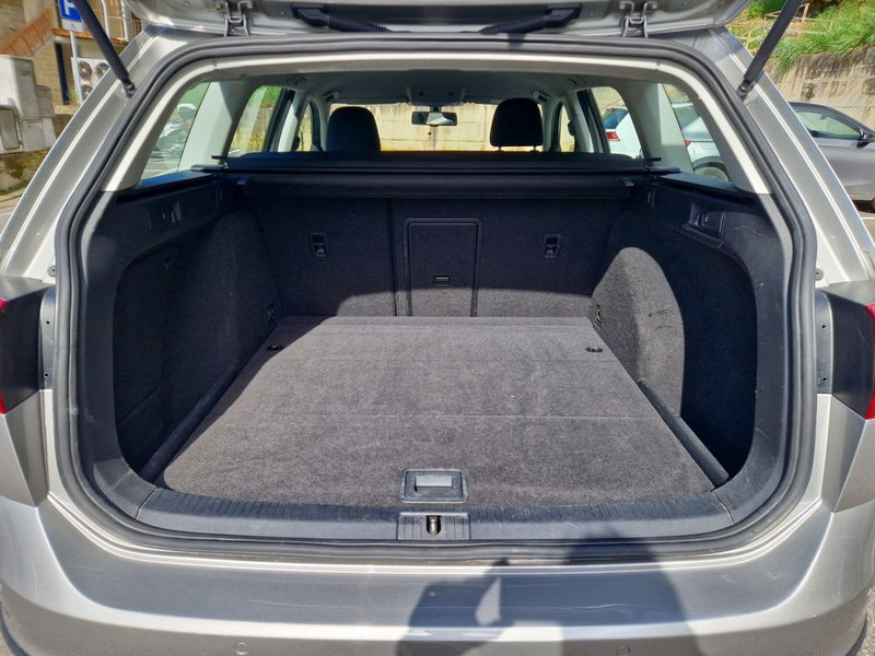 Volkswagen Golf Variant usata a Siena (10)