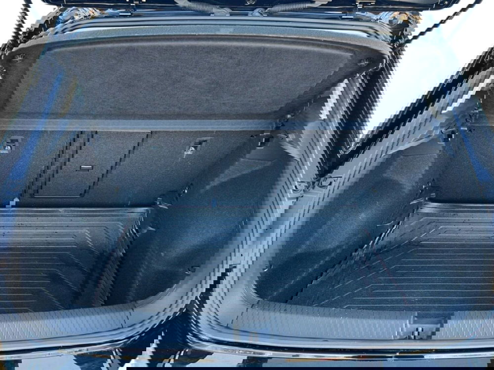 Volkswagen T-Roc usata a Grosseto (10)