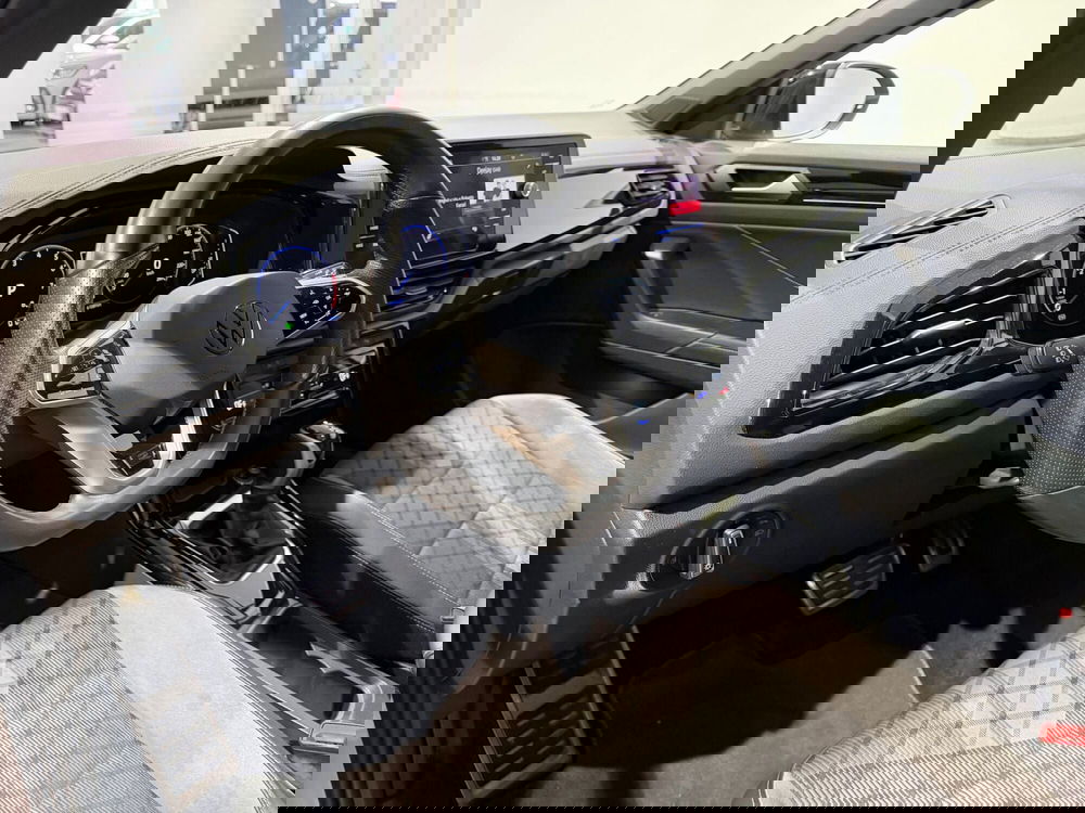 Volkswagen T-Roc usata a Genova (8)