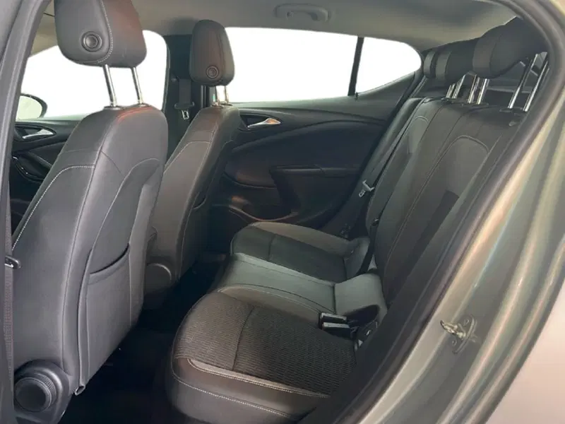 Opel Astra usata a Roma (11)