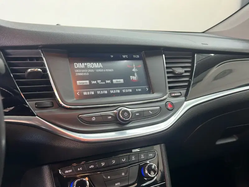 Opel Astra usata a Roma (13)