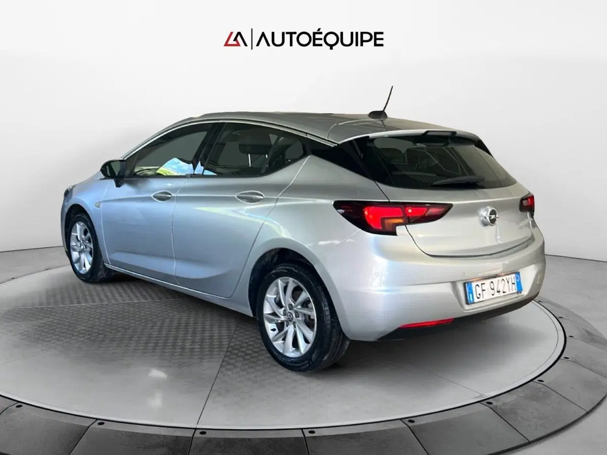 Opel Astra usata a Roma (3)