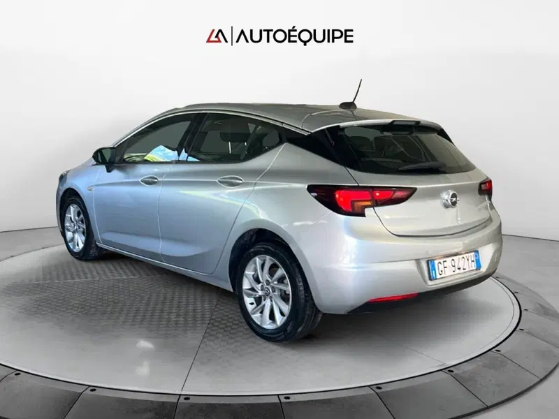 Opel Astra usata a Roma (3)