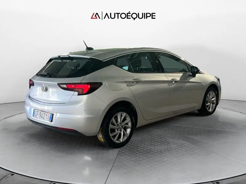 Opel Astra usata a Roma (5)