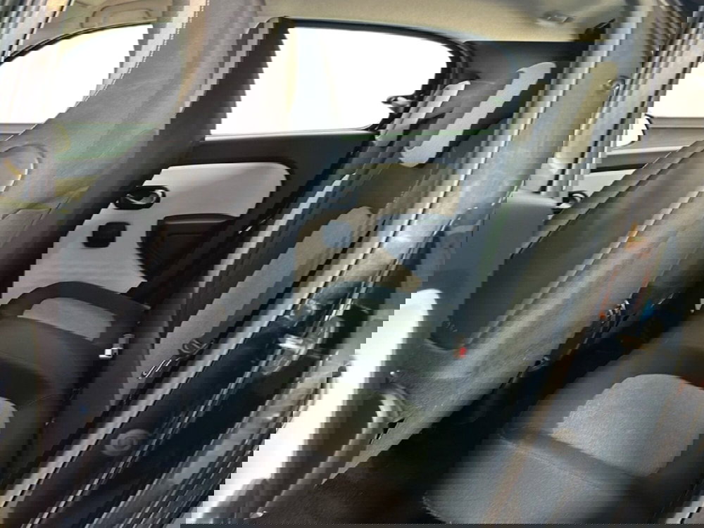 Renault Twingo usata a Roma (11)