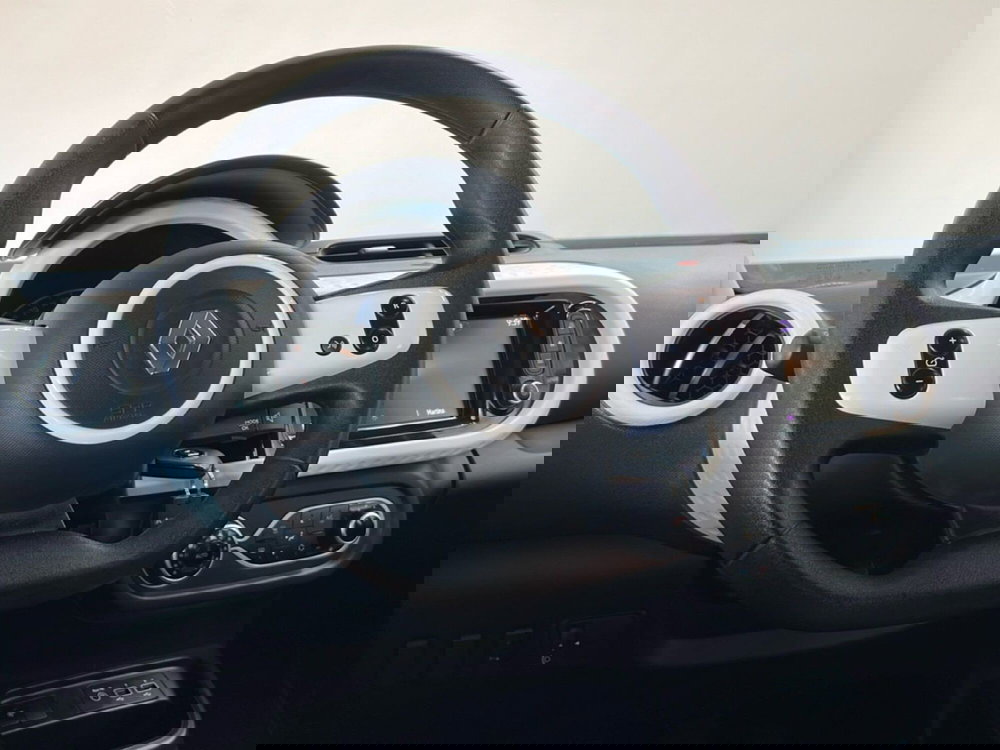 Renault Twingo usata a Roma (12)