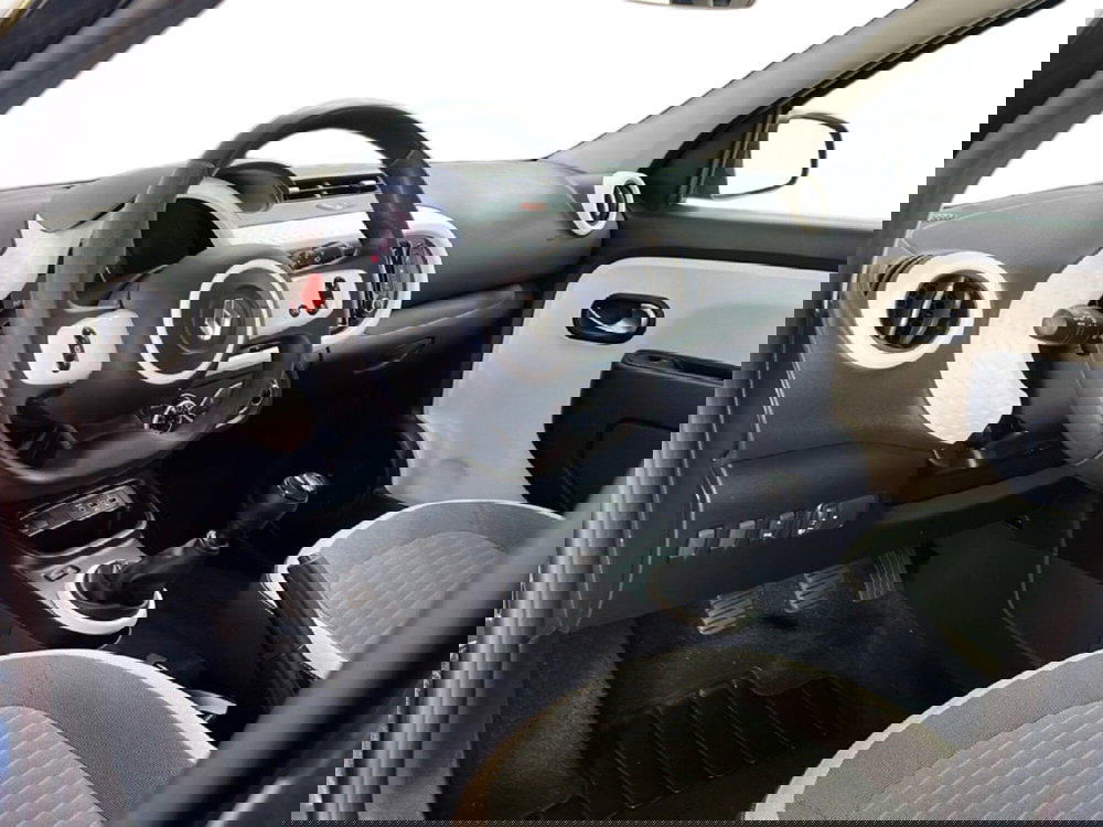 Renault Twingo usata a Roma (15)