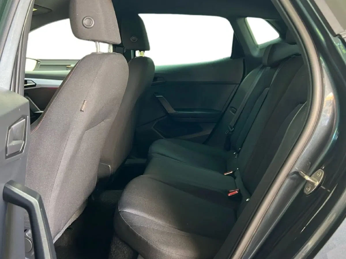 SEAT Ibiza usata a Roma (11)