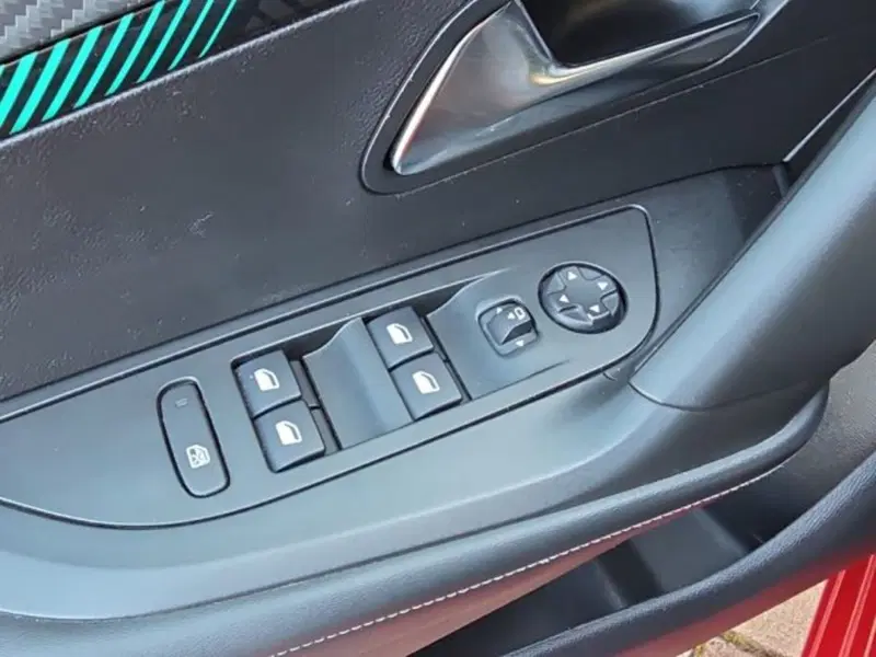 Peugeot 2008 usata a Monza e Brianza (19)