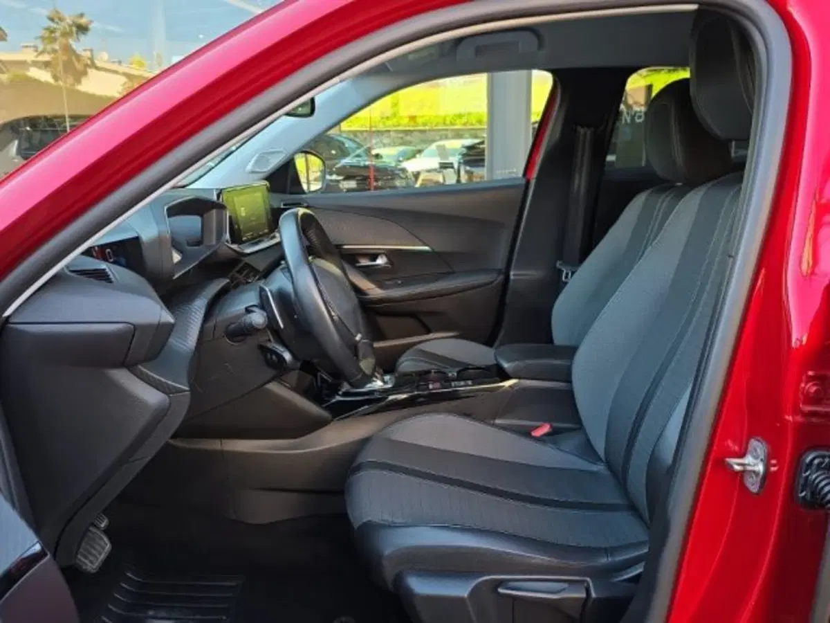 Peugeot 2008 usata a Monza e Brianza (9)