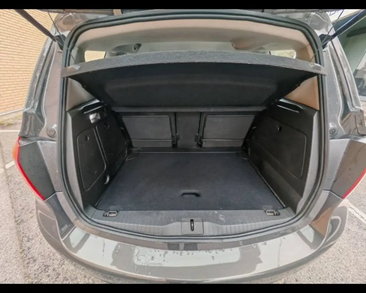 Opel Meriva usata a Potenza (12)