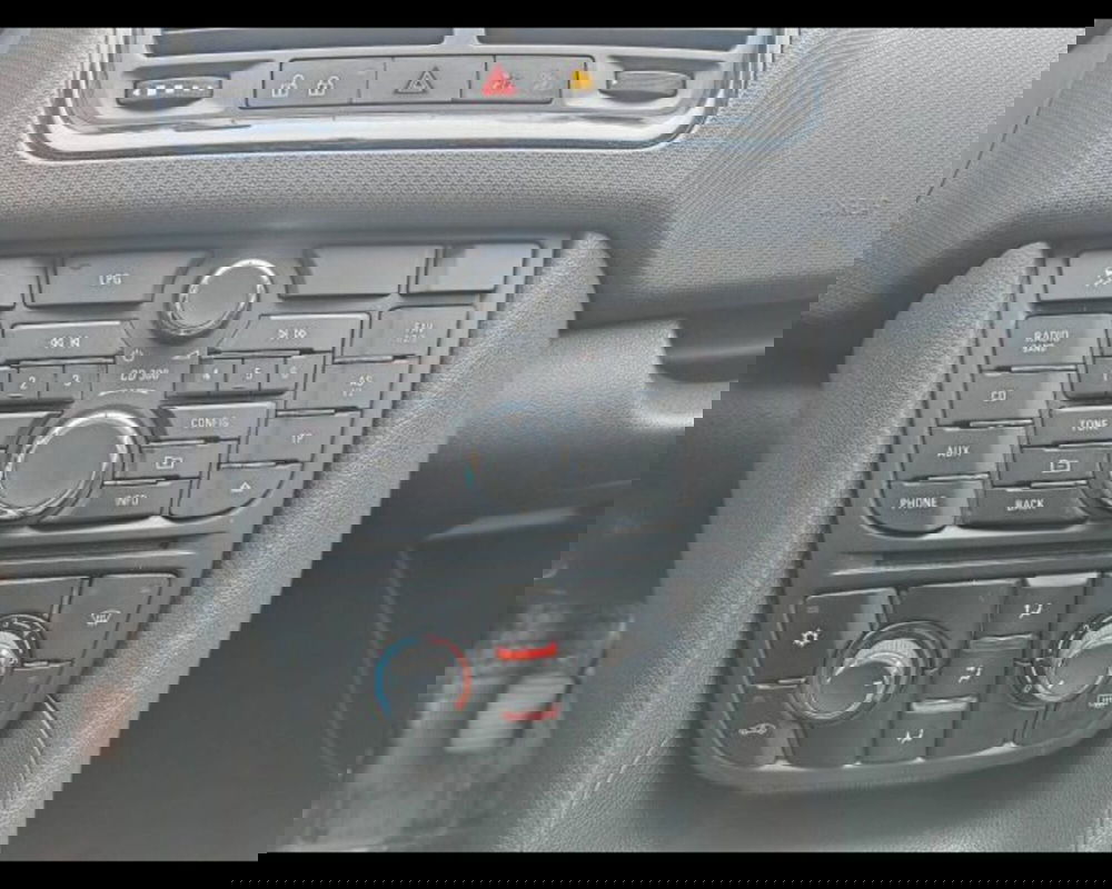 Opel Meriva usata a Potenza (16)