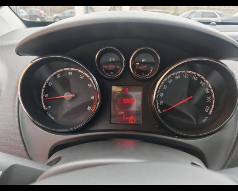 Opel Meriva usata a Potenza (17)