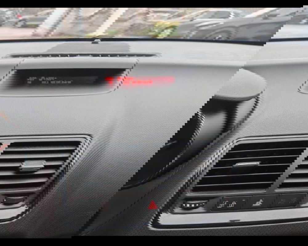 Opel Meriva usata a Potenza (18)