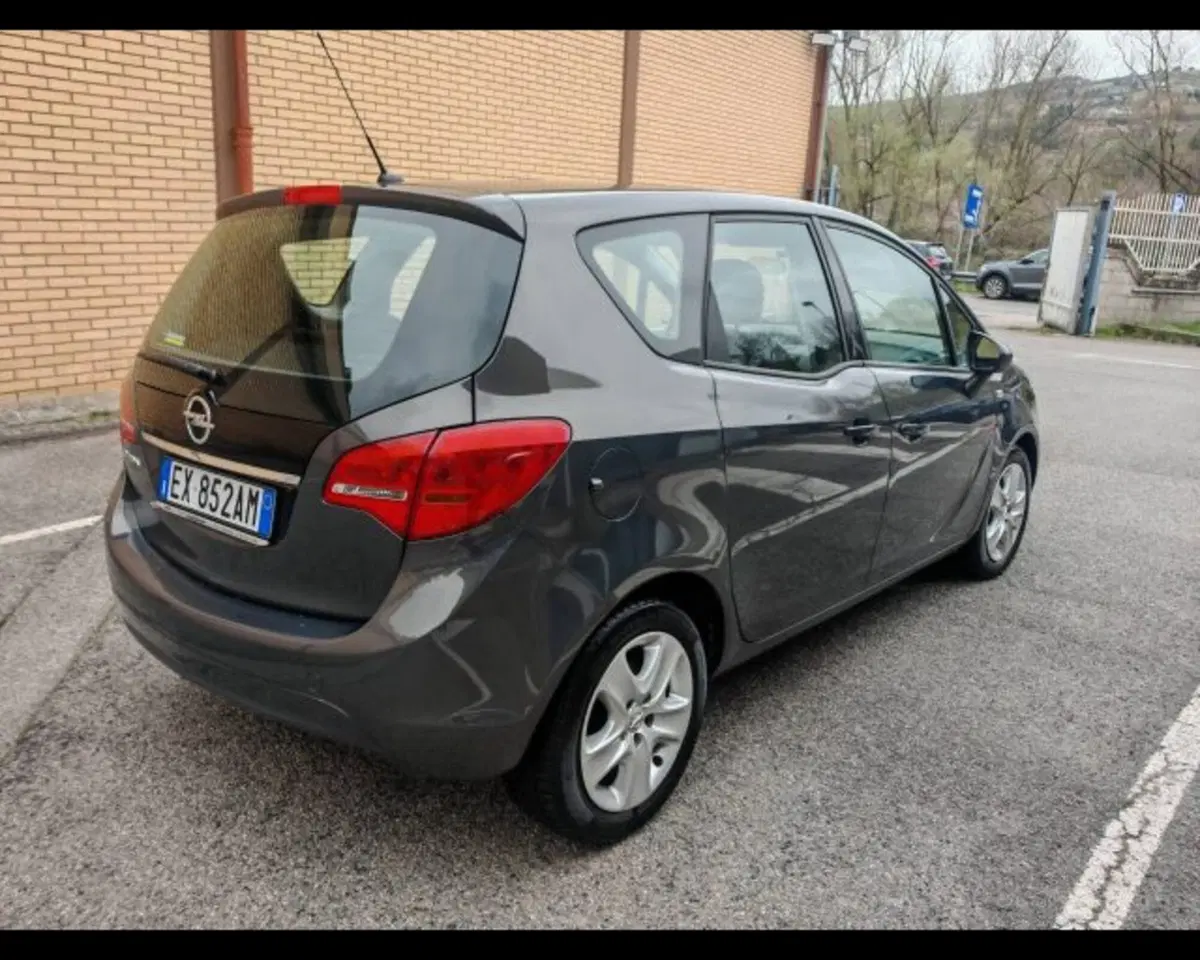 Opel Meriva usata a Potenza (5)