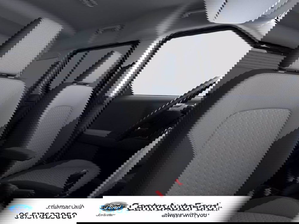 Ford Tourneo Courier nuova a Roma (7)