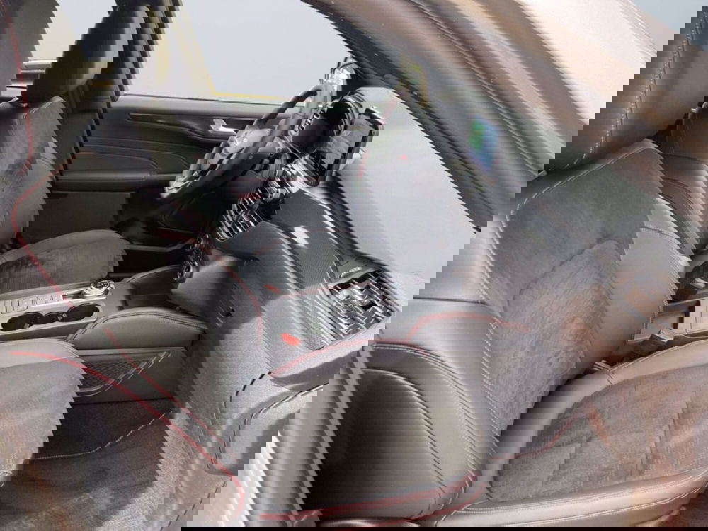 Ford Kuga usata a Milano (11)