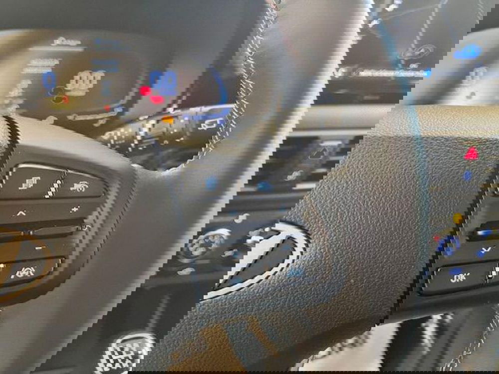 Hyundai i10 nuova a Verbano Cusio Ossola (16)