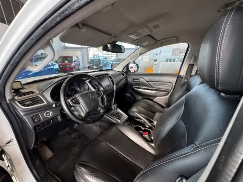 Mitsubishi L200 usata a Bologna (11)