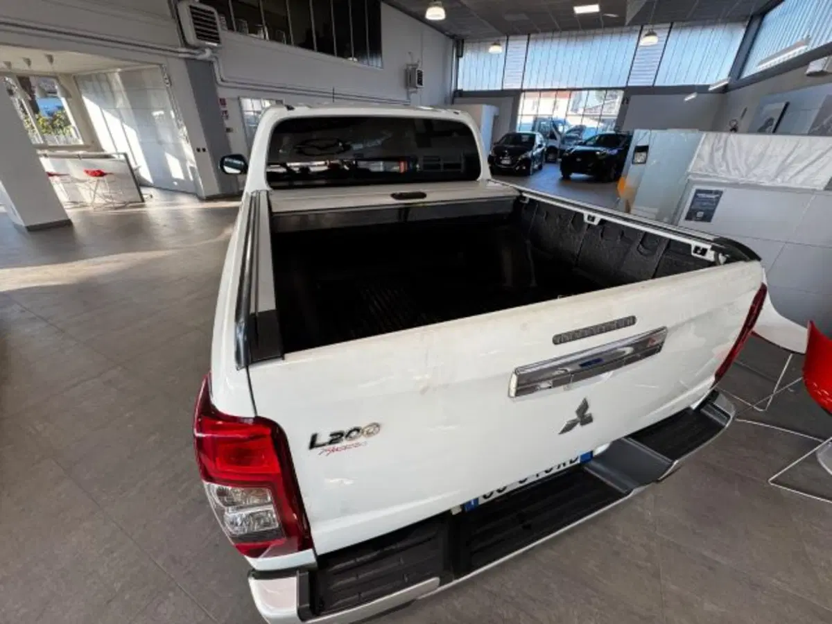 Mitsubishi L200 usata a Bologna (19)