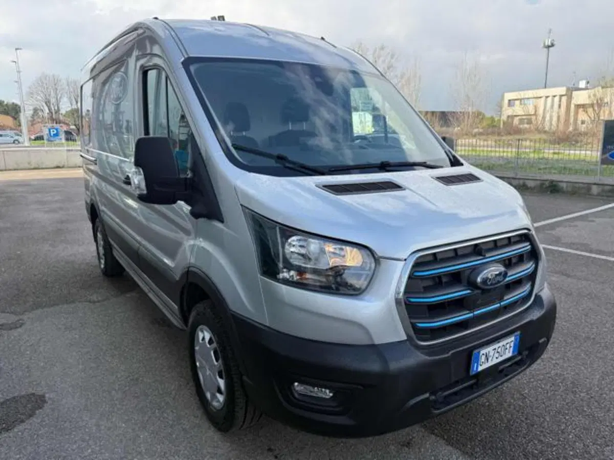 Ford E-Transit Furgone usata a Bologna (13)